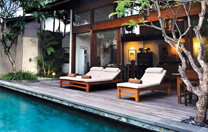 Official Website of The Qamar – Book With Us For The Best Deals!